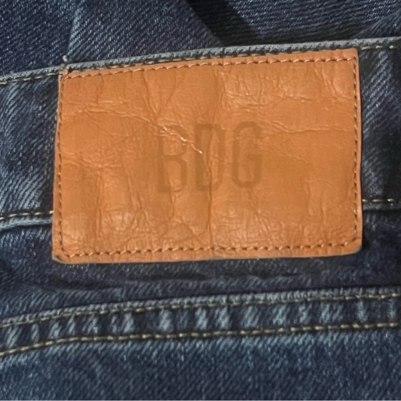 Urban Outfitters BDG Mom Jeans Dark Wash Size 26 - Picture 8 of 13